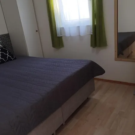 Jabuka Lägenhet Vir