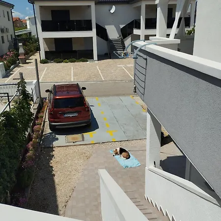 Jabuka Apartment