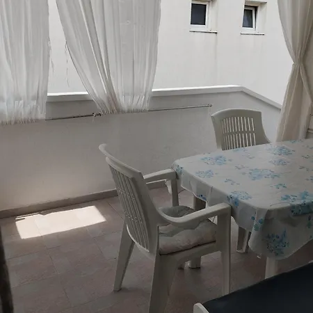 Jabuka Apartment Vir